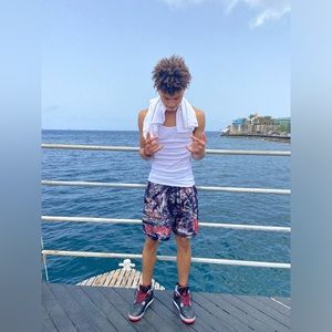 Meet your Posher, Estiven